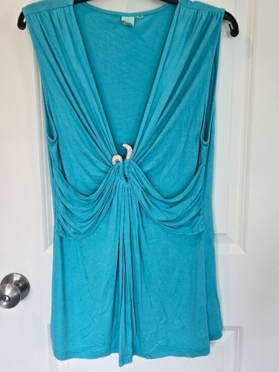 Tops - Top Size Large